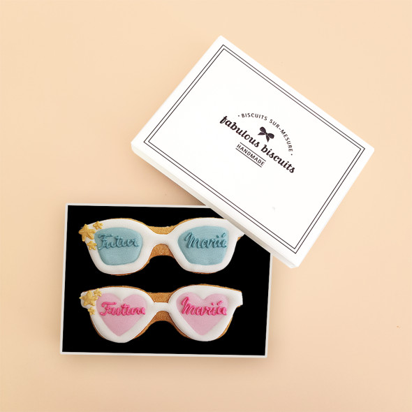 Coffrets de biscuits décorés en forme de lunette ace inscription Futurs mariés.